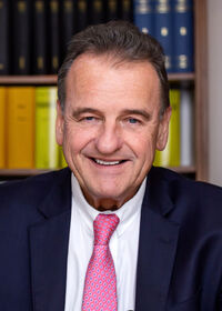 Michael Bormann博士